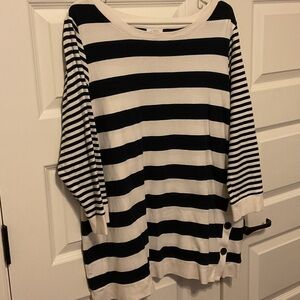 Black and White Striped tunic 3/4 sleeve